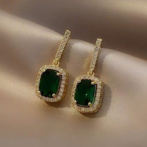 NEW 18K Gold Plated Green Gemstone Square Emerald Dangle Drop Earrings
